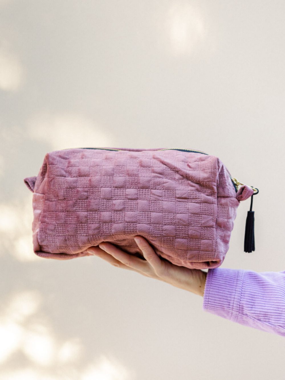 Žametna roza toaletna torbica Bloomingville