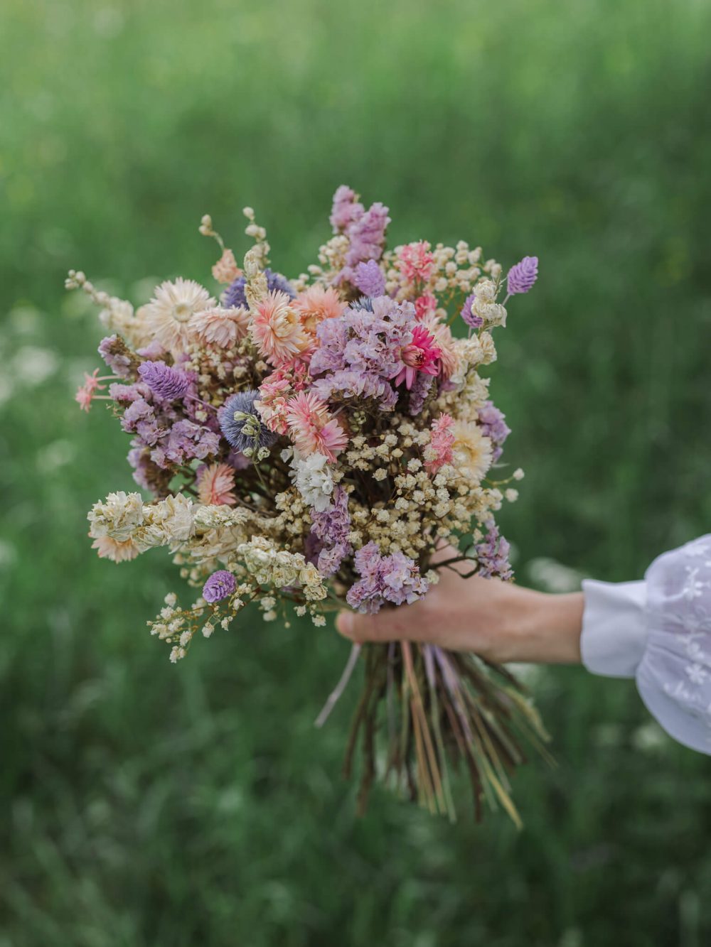 Šopek iz suhega cvetja / Lilac Blossoms